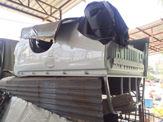 ขายกะบะเปล่า REVO ตอนเดียวสีขาวถอดป้ายแดง