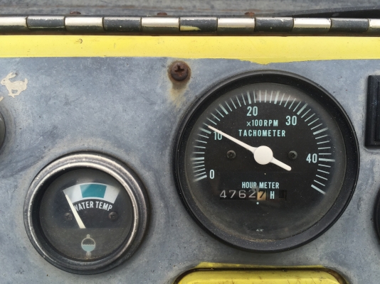 ขายรถบดSAKAIรุ่นTW350 นำเข้าญี่ปุ่นไม่เคยใช้งานในไทย หน้าเหล็กหลังยาง ขับ2เพลาเอวอ่อน เครื่องอีซูซุ สภาพดีพร้อมใช้งาน มีให้เลือกหลายคันหลายขนาด