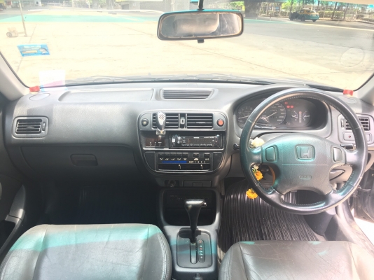 honda civic coupe ปี2000 สีดำ ไม่เคยติดแก๊ส เครื่อง d16y8