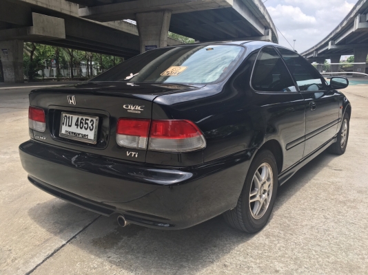 honda civic coupe ปี2000 สีดำ ไม่เคยติดแก๊ส เครื่อง d16y8