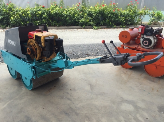 ขายรถบดเดินตามNAGAOKAรุ่นV-6WDมือสองญี่ปุ่นสั่นสเทือนได้เครื่องดีเซลยันม่า1สูบสภาพดีพร้อมใช้งานมีให้เลือกหลายคันหลายขนาด