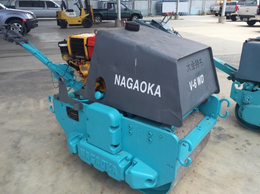 ขายรถบดเดินตามNAGAOKAรุ่นV-6WDมือสองญี่ปุ่นสั่นสเทือนได้เครื่องดีเซลยันม่า1สูบสภาพดีพร้อมใช้งานมีให้เลือกหลายคันหลายขนาด