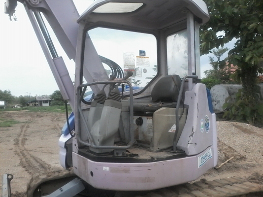 ขายรถขุดเล็ก ยี่ห้อ SUMITOMO SH55 แทรคยาง รถเก่านอกสภาพสวย ราคา 440,000 บาท