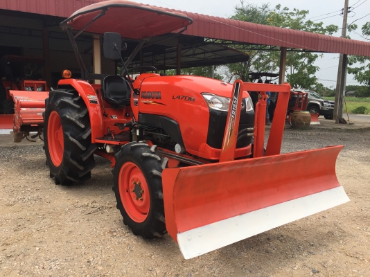 ขายรถไถคูโบต้า L4708(4WD)2เพลา สภาพสวยมาก รถทำงาน 421 ชม. ขายพร้อมอุปกรณ์ ใบมีดดันดินหน้าและโลเตอร์รีตราช้าง ราคา 428,000 บาท สนใจโทร 081-9136451 หรือ ขอดูรูปเพิ่มเติมได้ทาง line:bow6451 ค่ะ