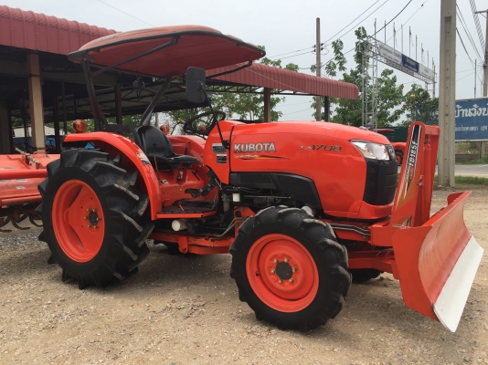 ขายรถไถคูโบต้า L4708(4WD)2เพลา สภาพสวยมาก รถทำงาน 421 ชม. ขายพร้อมอุปกรณ์ ใบมีดดันดินหน้าและโลเตอร์รีตราช้าง ราคา 428,000 บาท สนใจโทร 081-9136451 หรือ ขอดูรูปเพิ่มเติมได้ทาง line:bow6451 ค่ะ