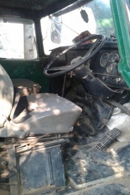 ขายหัวเก๋งรถโบราณ ยี่ห้อ อินเตอร์ สภาพดีไม่ผุ อุปกรณ์ภายในครบ เอาไปทำสีใหม่สวยเลยครับ