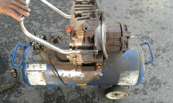 ปั้มลมโรตารีพูมา 3 แรง