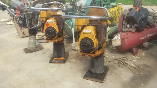 ขายเครื่องตบดินแบบกระโดดพร้อมใช้เครื่องนำเข้าแรงสุด อึด ทน