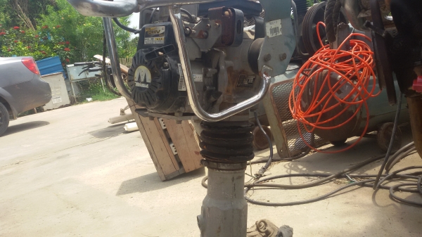 ขายเครื่องตบดินแบบกระโดด ขายเครื่องตบดินแบบกระโดด