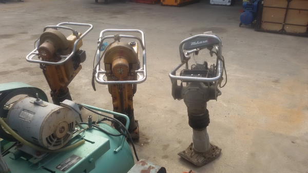 ขายเครื่องตบดินแบบกระโดด ขายเครื่องตบดินแบบกระโดด