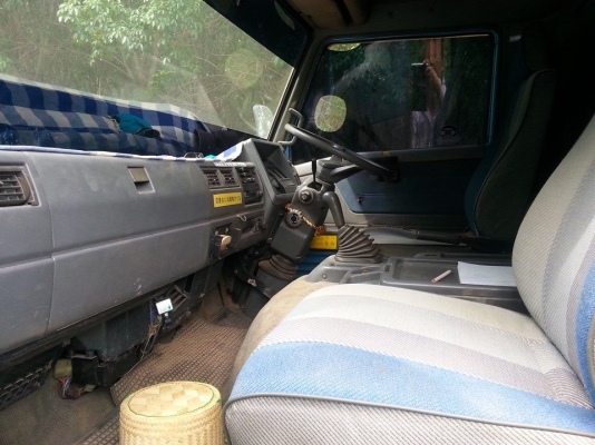 ขายรถดั้ม5คิว เครื่อง165แรง ภายในสวย แอร์เย็น ยางดี เอกสารใบอินวอย ราคา325,000 สนใจโทร 090-8588220คุณนะ 093-3258446คุณบิว หรือเข้าดูสินค้าอื่นๆได้ที่ www.narong2truck.com หรือ www.truck.in.th/498 หรือเพจFacebook ณรงค์ ซื้อขายรถมือสอง (เว็บไซต์ส่วนตัว) หรื