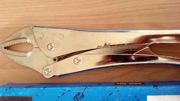 ขายคีมล็อกGRIP-ON 111-12 Made in Spain.ขนาด12"งานใหม่เก็บเก่า