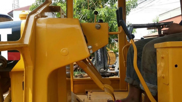 ขายแทรคเตอร์CAT D5B 49X