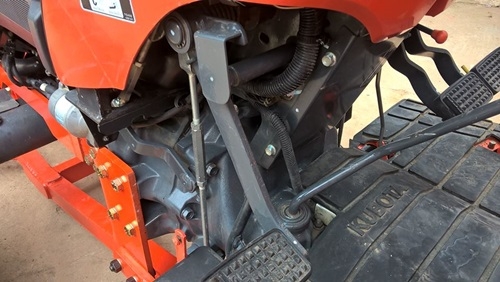 ขายรถไถ 47 แรงม้า พร้อมใบดันหน้าใหม่