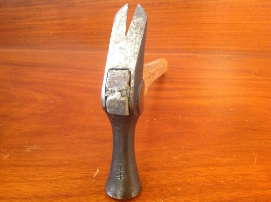 ขายค้อนหงอนญี่ปุ่น ด้ามไม้