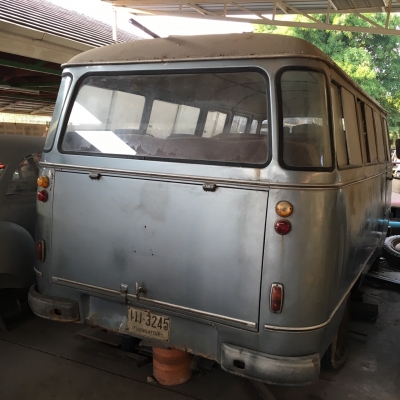 รถ benz ตู้สภาพเดิม ทะเบียนแจ้งจอด เครื่องติดได้ ช่วงล่างต้องเช็ครถจอดนาน เปิดราคาที่ 600,000฿ สนใจสอบถาม 099 814 1980