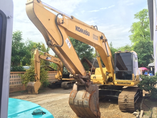 ขาย แบคโฮ KOMATSU PC200-7 ( 081-3030788 ท่าม่วงแทรกเตอร์ ) ขาย แบคโฮ KOMATSU PC200-7 ( 081-3030788 ท่าม่วงแทรกเตอร์ )