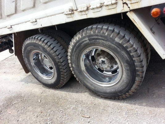 ขายISUZU DECA เพลาเดียว ไม่ดั้ม 240แรง ปี2540