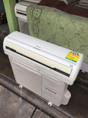 **** ขายแอร์ HITACHI 12500 BTU สภาพสวย ****