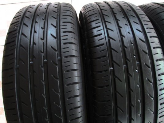 ขายยาง TOYO NANOENERGY (japan) 205-60-16 ปลายปี14 สวยๆ 1ชุด