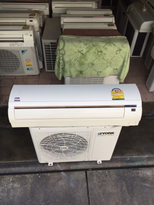 **** ขายแอร์ YORK 18000 BTU สภาพสวย **** **** ขายแอร์ YORK 18000 BTU สภาพสวย ****