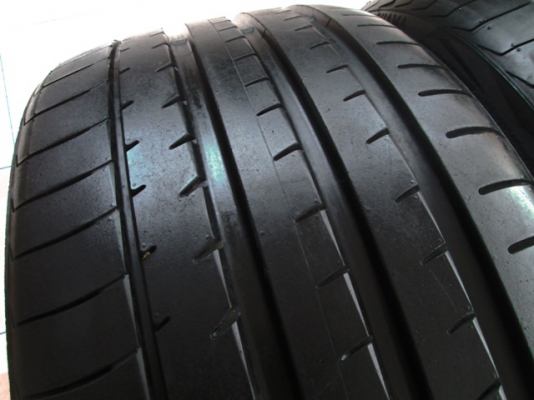 ขายยาง YOKOHAMA ADVAN 255-30-20 กลางปี14 งามๆ 1คู่