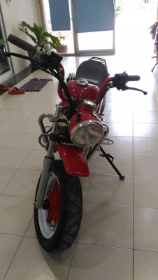 มั้งกี้ สีแดง