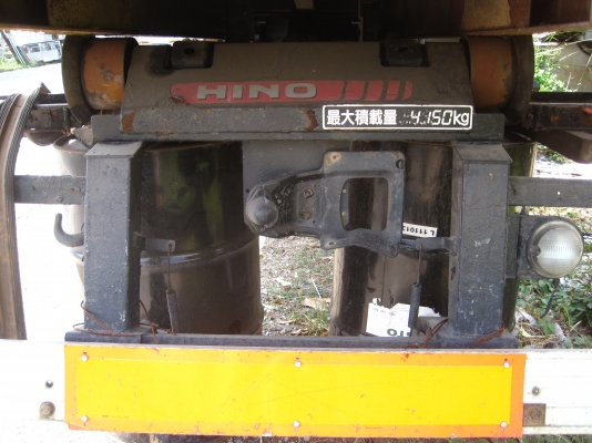 กระบะ6ล้อ