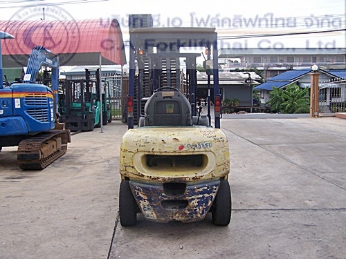 ขาย รถโฟล์คลิฟท์ KOMATSU รุ่น FD25C-14