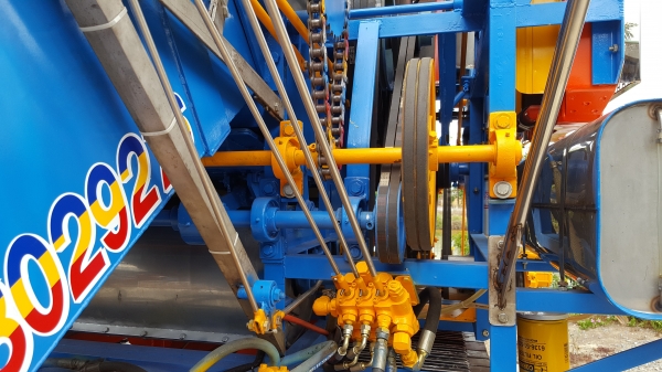 ขายรถเกี่ยวข้าววรพจน์การช่าง