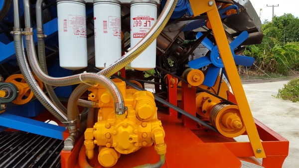 ขายรถเกี่ยวข้าววรพจน์การช่าง