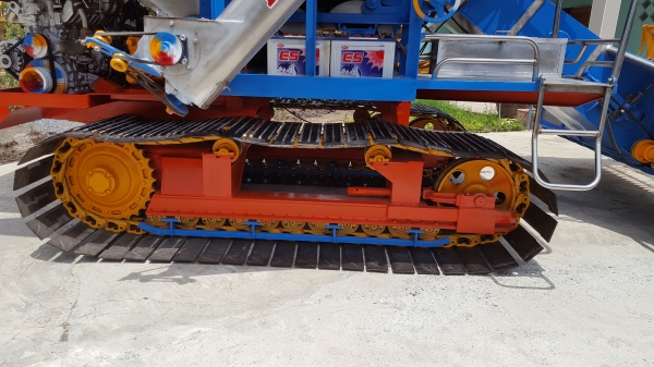 ขายรถเกี่ยวข้าววรพจน์การช่าง