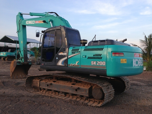 ขายด่วน kobelco Sk200-8 YN-12 Super ไมล์ 4,000 สภาพสวยมาก ขายด่วน kobelco Sk200-8 YN-12 Super ไมล์ 4,000 สภาพสวยมาก