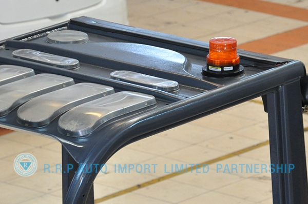 ขายรถโฟล์คลิฟท์มือสอง TOYOTA รุ่น 8FD30-10562 ราคา 585,000 บาท นำเข้าจากประเทศญี่ปุ่น 100\% ไม่เคยใช้งานในไทย