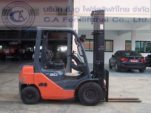 ขาย รถโฟล์คลิฟท์ TOYOTA รุ่น 8FD20