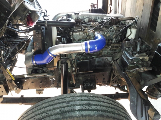 หกล้อ อีซูชุ NQR150ปี51ช่วงยาว5.50ม สภาพดีสวยบางเดิม มีหลังคา"รับส่ง-พนังาน รถไม่เคยบรรทุกหนัก เล่มทะเบียนพร้อมโอน หกล้อ อีซูชุ NQR150ปี51ช่วงยาว5.50ม สภาพดีสวยบางเดิม มีหลังคา"รับส่ง-พนังาน รถไม่เคยบรรทุกหนัก เล่มทะเบียนพร้อมโอน