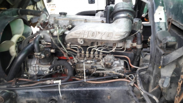 บรรทุก6ล้อฮีโน195แรงม้าดั้มเกษตร