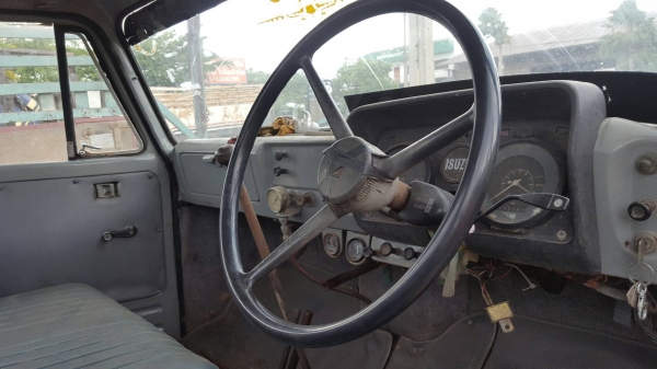 10ล้อหัวยาวอีซุเครื่ง6BD1ปั้มลมช่วงล่างเดิม รถสวยเอกสารพร้อมโอน