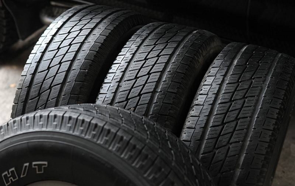 ยาง TOYO Japan 265 70 16 ปี13 ยกชุด 6,500.-