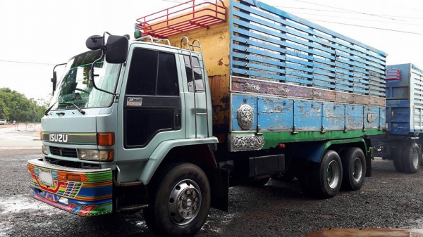 **1,300,000 บ.ต่อรอง/// 10ล้อ2เพลา ISUZU ROCKY FXZ-240 (K) พ่วงแม่+ลูกดั้ม เครื่อง/เกียร์ เดิม แน่น แรงดี ช่วงล่างเดิม คัสซีสวย เดิมๆ ไม่ดาม ไม่บวม หัวสวยภายในสวย ครบ พาวเวอร์/ทริฟฟี่/แอร์ กระบะดั้มเกษตร ดั้มชลบุรี สภาพเดิมๆ ลูก2คานดั้มเหล็กเกษตร BJM.บรรจ **1,300,000 บ.ต่อรอง/// 10ล้อ2เพลา ISUZU ROCKY FXZ-240 (K) พ่วงแม่+ลูกดั้ม เครื่อง/เกียร์ เดิม แน่น แรงดี ช่วงล่างเดิม คัสซีสวย เดิมๆ ไม่ดาม ไม่บวม หัวสวยภายในสวย ครบ พาวเวอร์/ทริฟฟี่/แอร์ กระบะดั้มเกษตร ดั้มชลบุรี สภาพเดิมๆ ลูก2คานดั้มเหล็กเกษตร BJM.บรรจ