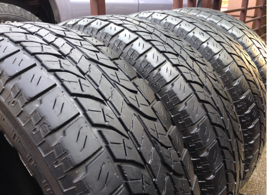 ยาง All Yokohama 245 70 16 ปลายปี11 พร้อมใช้งาน ราคาไม่แพง