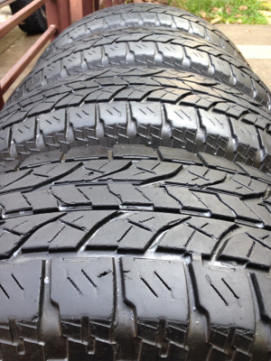 ยาง All Yokohama 245 70 16 ปลายปี11 พร้อมใช้งาน ราคาไม่แพง