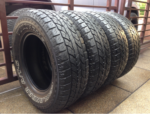 ยาง All Yokohama 245 70 16 ปลายปี11 พร้อมใช้งาน ราคาไม่แพง