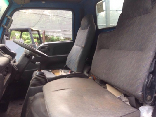 ขายรถ4ล้อ โตโยต้าหัวอีซูซุยกได้ กระบะสแตนเลส เครื่อง2jดีเซล ทะเบียนมีขาดสำเนาบัตร ใบโอน ขาดปี58 ต่อภาษีขับได้เลย ขาย 85000 บาท เอาไปใช้ในไร่ในสวนคุ้มครับดีกว่าขับมอไซค์