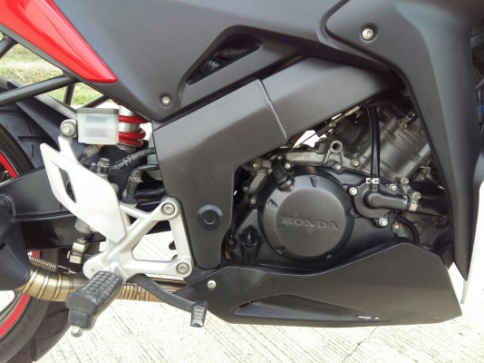 CBR 150 i ราคา 38000 บาท สนใจโทร 082-0604632 โบว์