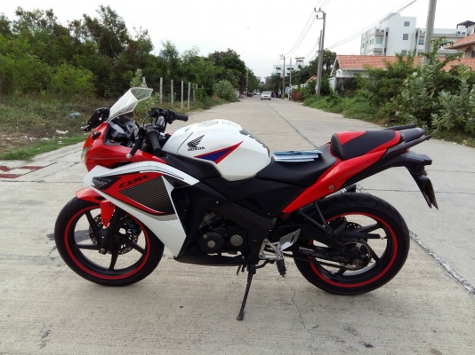 CBR 150 i ราคา 38000 บาท สนใจโทร 082-0604632 โบว์