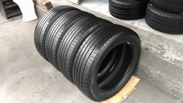 Dunlop SP Maxx 050 225/60 R18