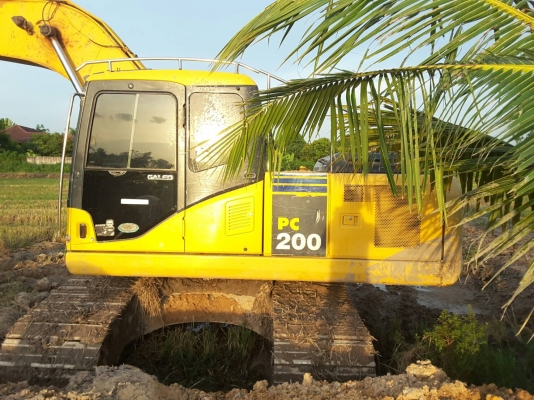 ขาย!! >>> Komatsu Pc200 รุ่น 7 <<< รถพร้อมใช้งาน ราคา 1,650,000 บาท ต่อรองได้ ขาย!! >>> Komatsu Pc200 รุ่น 7 <<< รถพร้อมใช้งาน ราคา 1,650,000 บาท ต่อรองได้