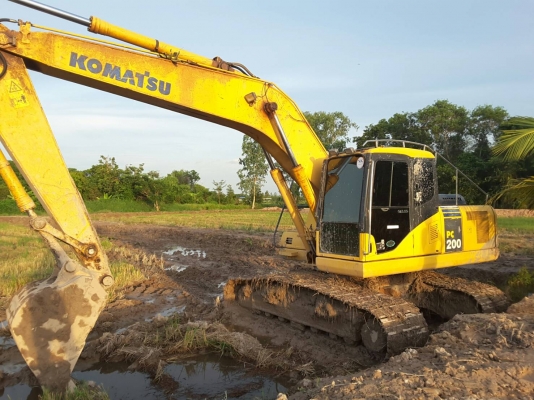 ขาย!! >>> Komatsu Pc200 รุ่น 7 <<< รถพร้อมใช้งาน ราคา 1,650,000 บาท ต่อรองได้ ขาย!! >>> Komatsu Pc200 รุ่น 7 <<< รถพร้อมใช้งาน ราคา 1,650,000 บาท ต่อรองได้