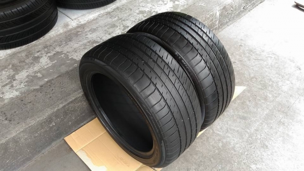 Michelin Pilot Preceda 245/45 R17